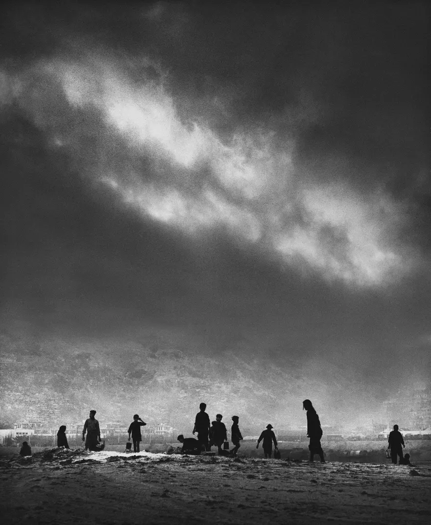 Storm Approaching by Ho Fan